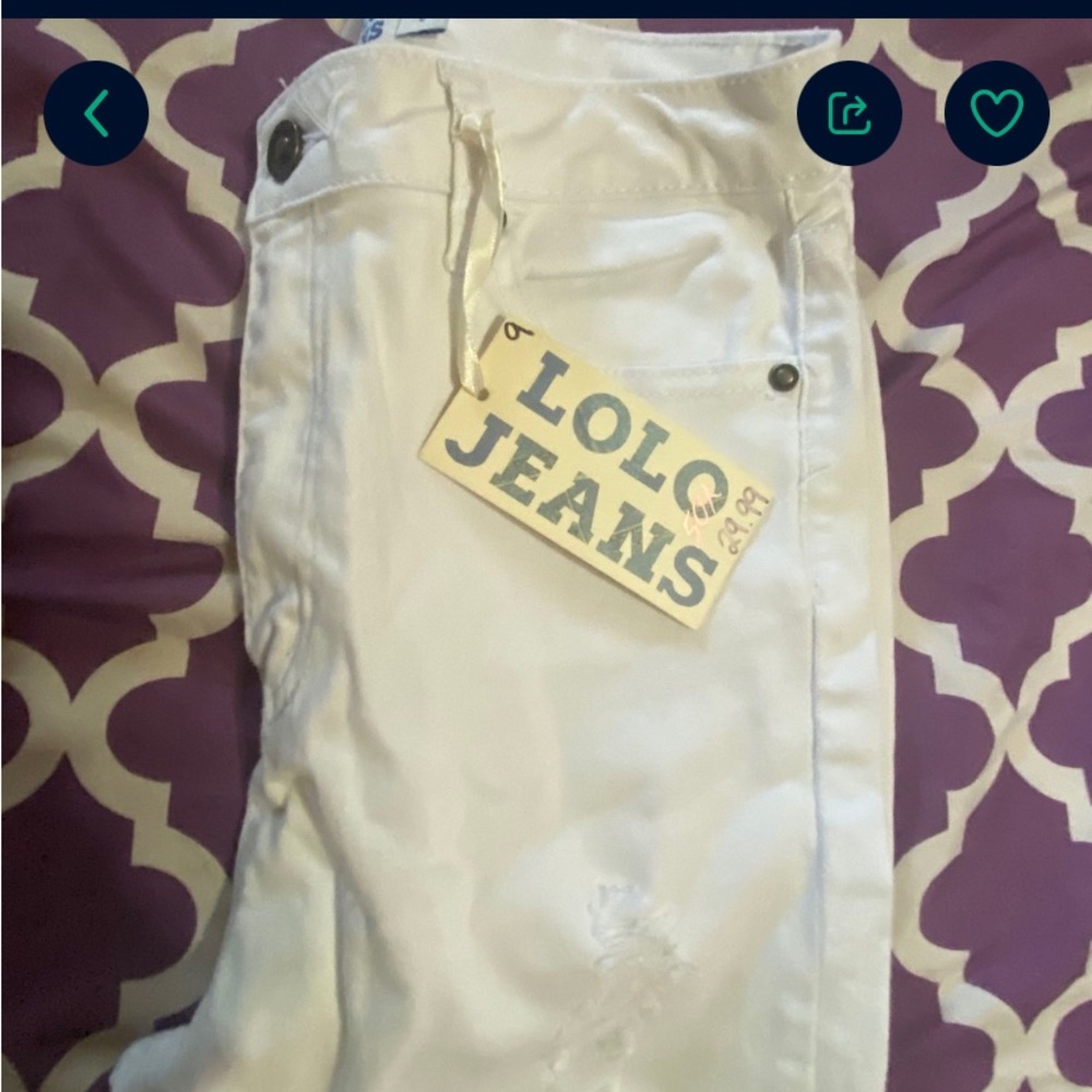 White denim jeans